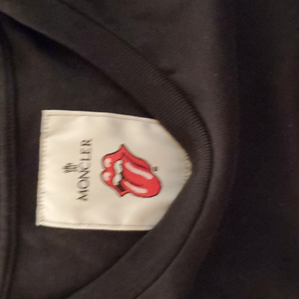 Moncler. Flash expired - Picture 2 of 8